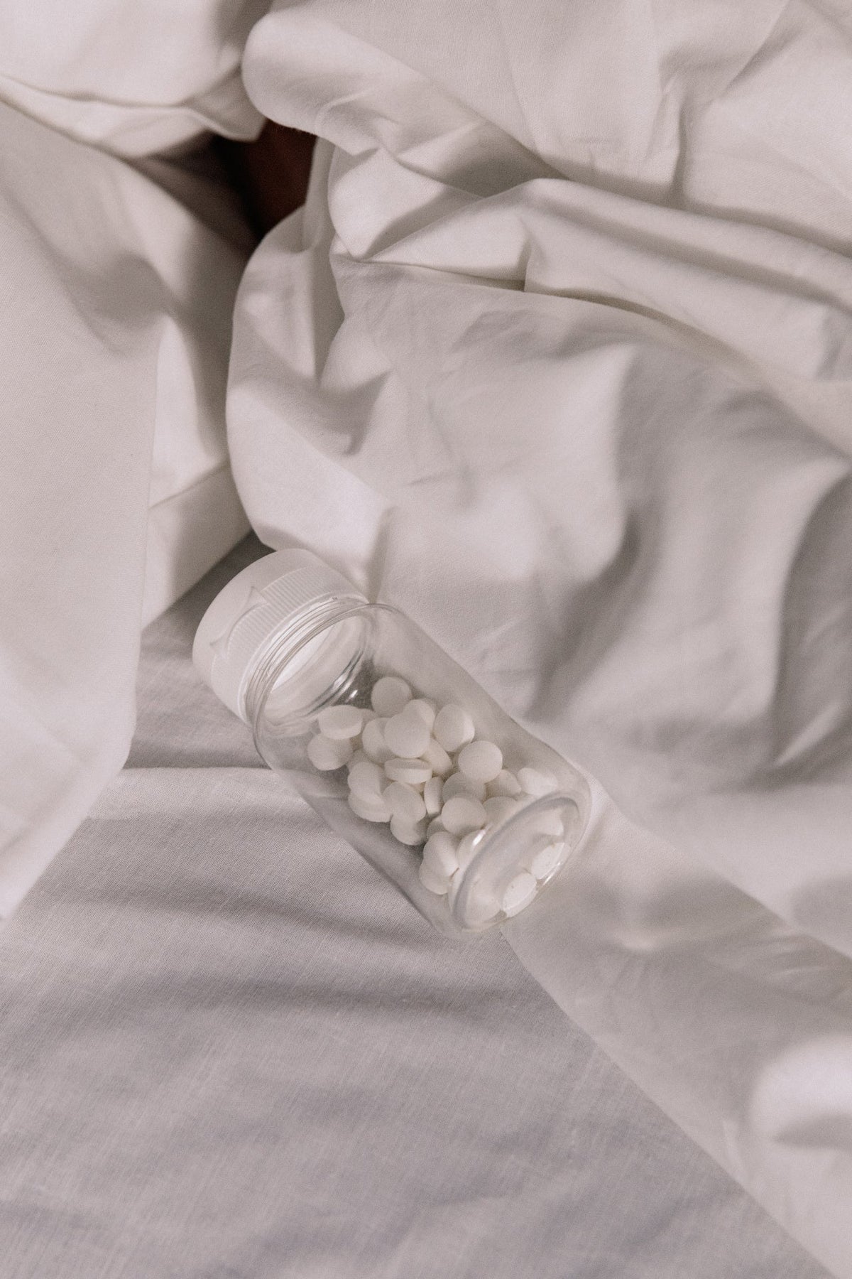 Melatonin vs. Magnesium vs. THC: Choosing the Right Evening Wind-Down Tool
